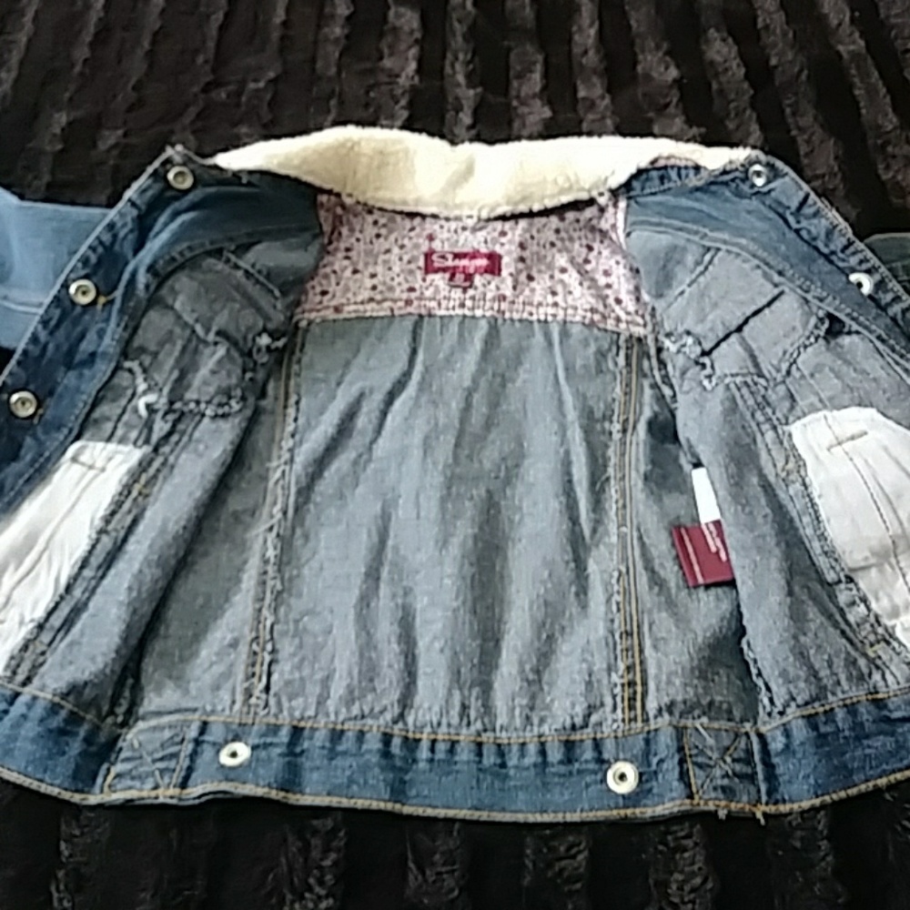 Jacket - Picture 6 of 6